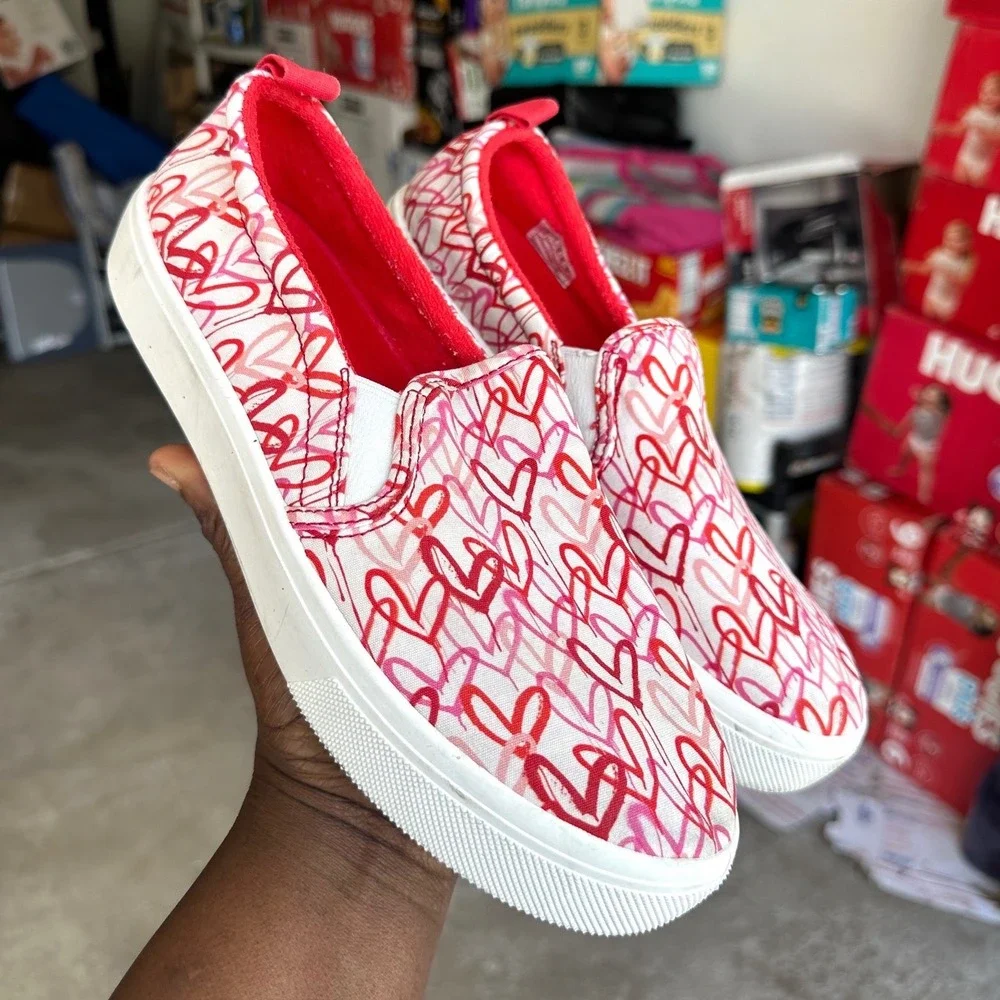 Skechers x JGoldcrown Poppy Drippin Love Women's‎ Slip On Sneakers Size 8 Red